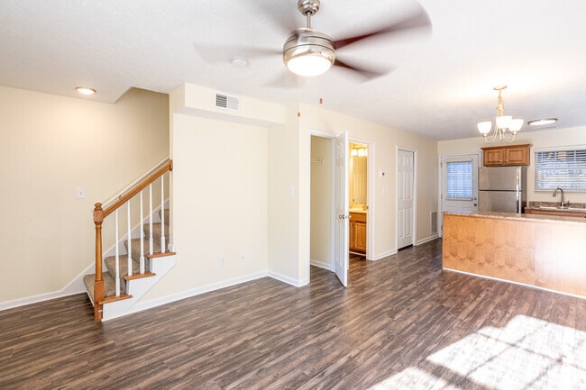2BR, 1.5BA - 1,435 SF - Living Room