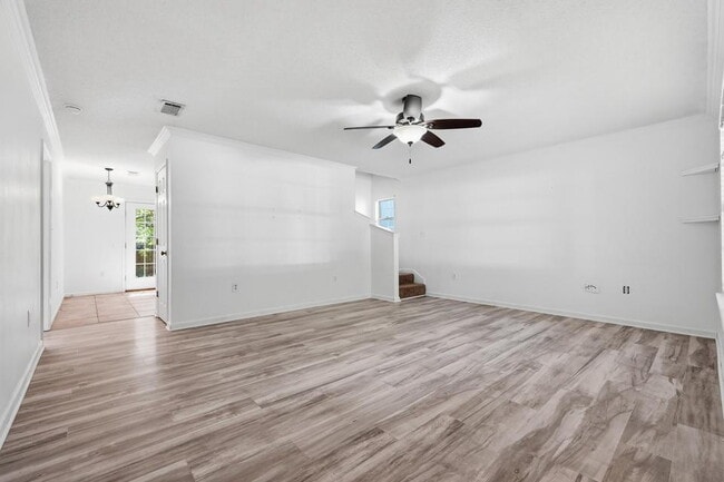 Photo - New rental move in ready! 4 bedrooms | 2 bathooms