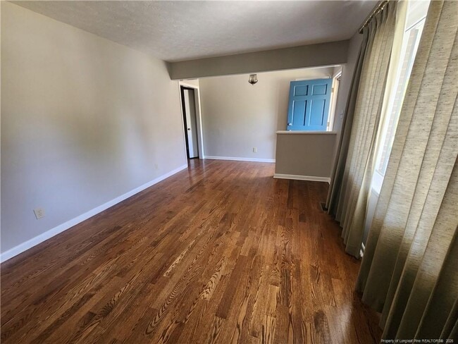 Photo - 1508 Darvel Ave