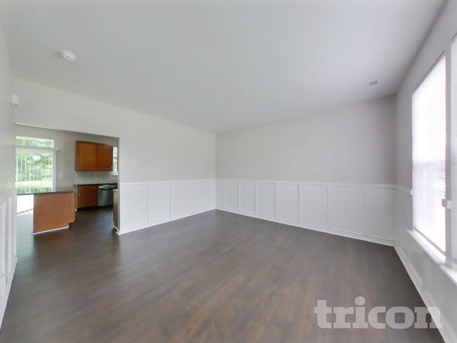 Photo - 1032 Central Park Blvd S