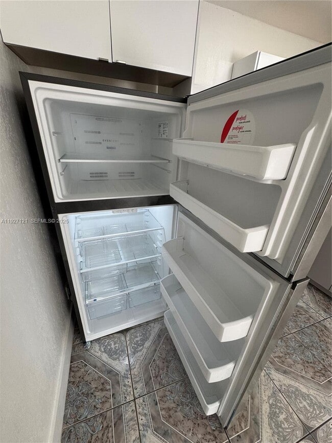 Photo - 169 NE 50th St Unit 2