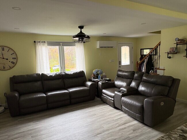 Photo - 12 Maylane Dr Unidad 12 Maylane Drive Salem NH Rental