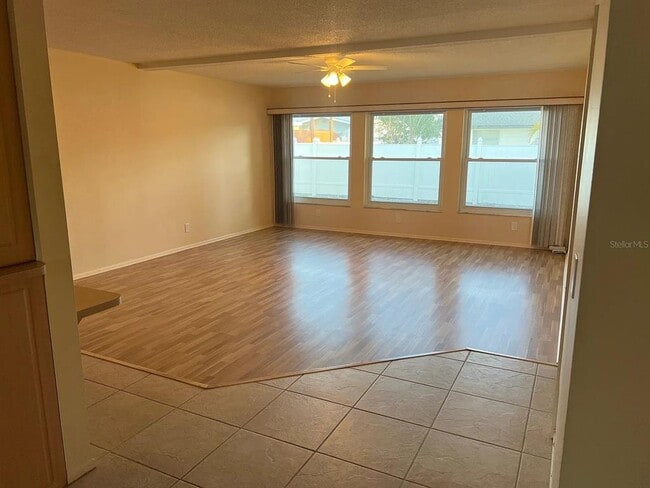 Photo - 3710 Wilkinson Rd