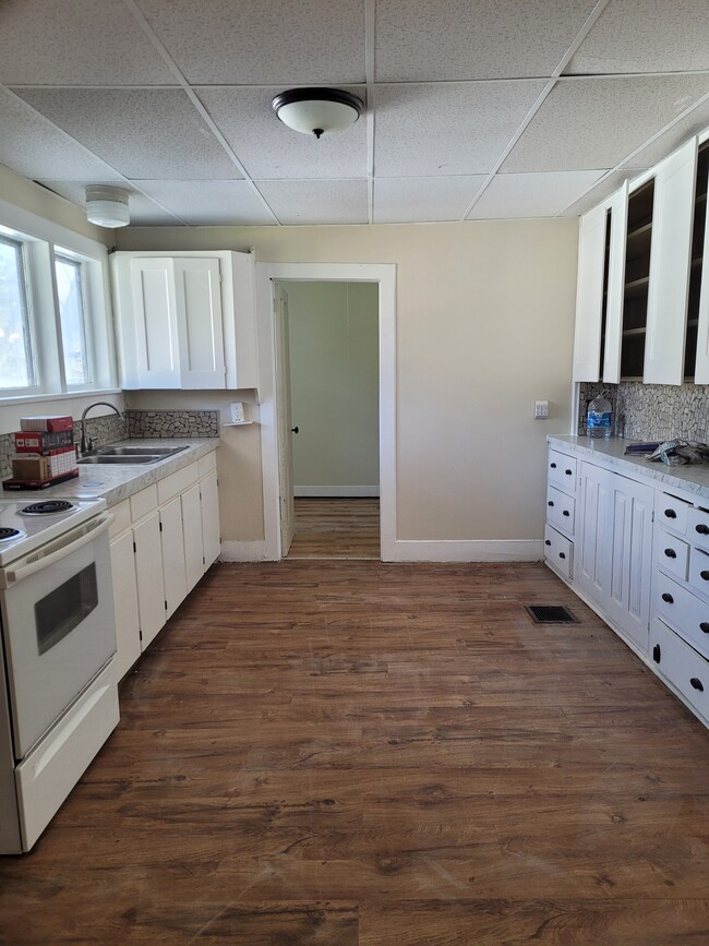 Kitchen - 2597 Main St Unit 2 Front