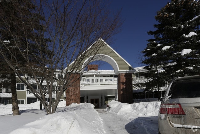 Photo - The Highlands