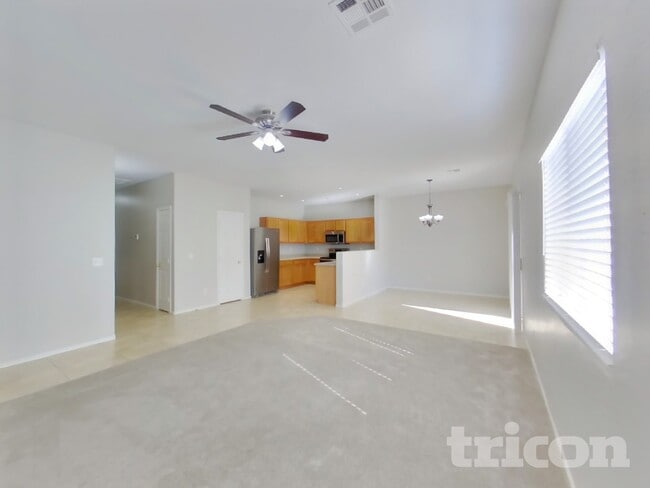 Photo - 2097 E Paso Fino Dr