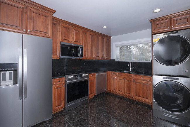 Photo - Fairfield Estates At Bohemia