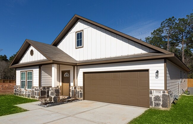 Building Photo - 2336 Cedar Pl Dr Rental