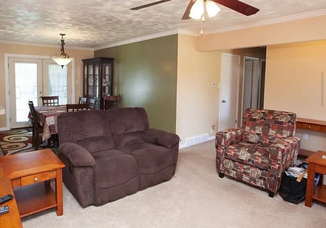 Photo - 1416 Adams Cir