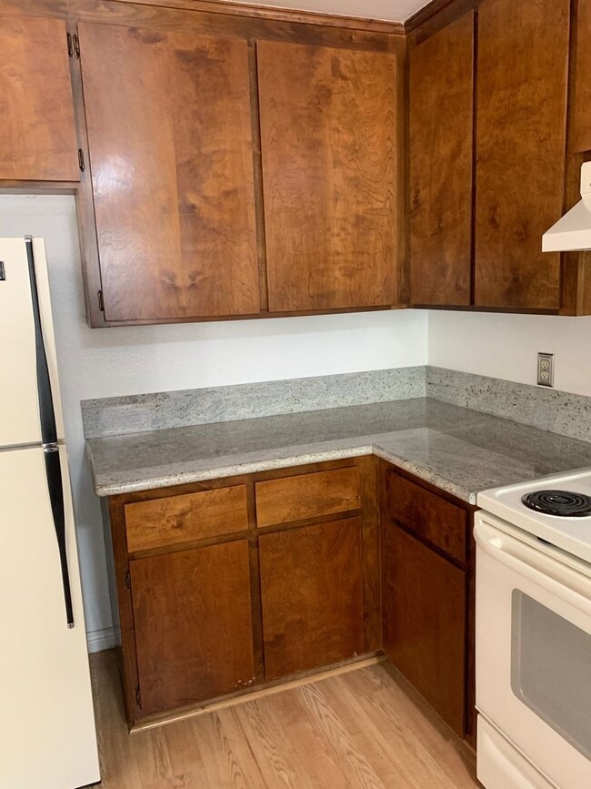 Photo - Lovely Updated Duplex in Quiet Neighborhood