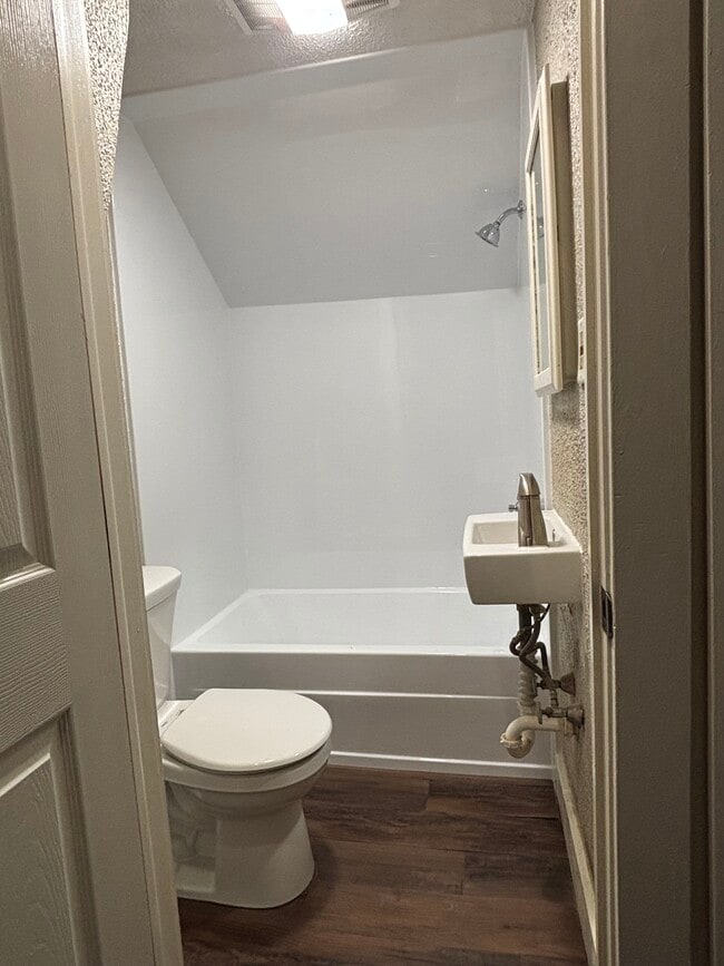Photo - 728 East Chestnut Street