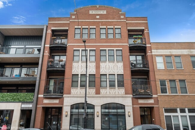 Building Photo - 2516 N Halsted St Unit 4S