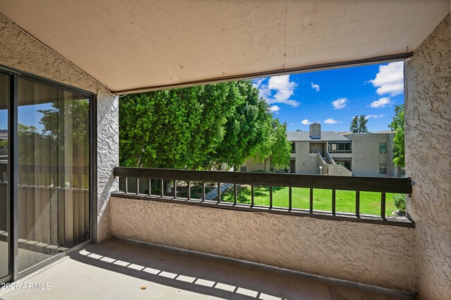 5998 N 78th St Unit 208