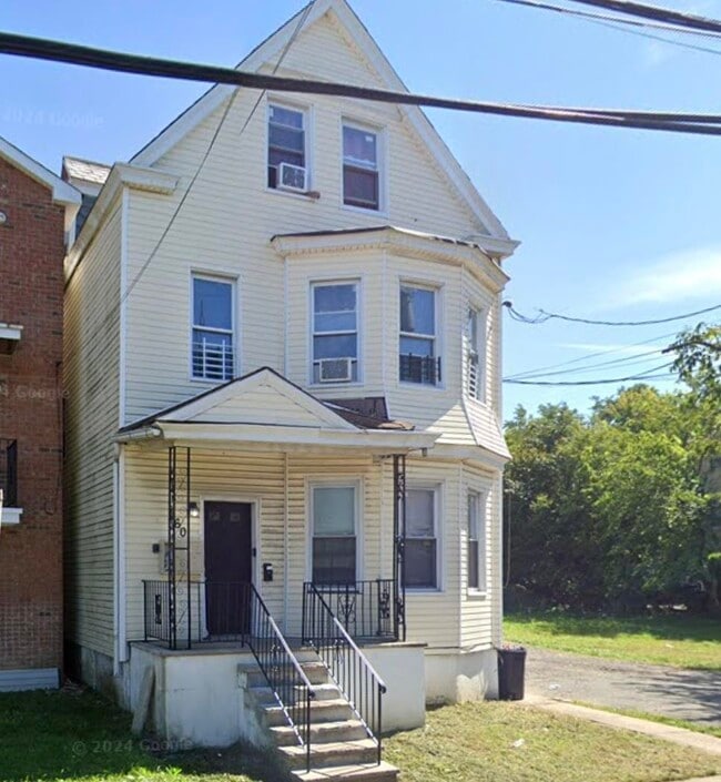 Photo - 360 Grove St Apartment Unit 3