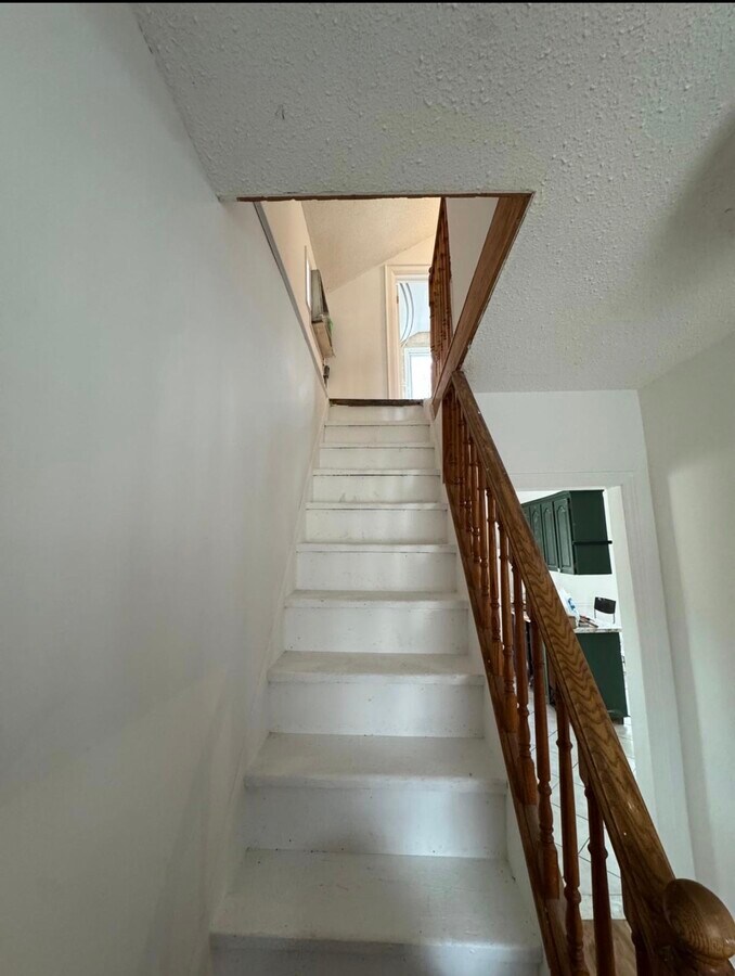 Photo - 47 Hillary Av