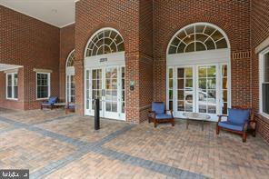 Building Photo - 2055 26th St S Unit 5-103