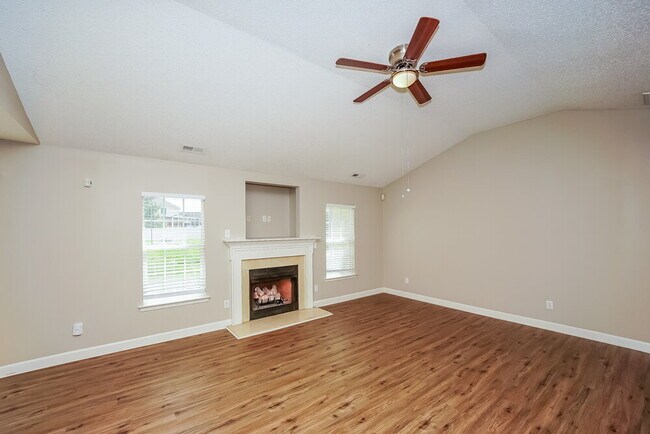 Photo - 5020 Wheat Dr SW