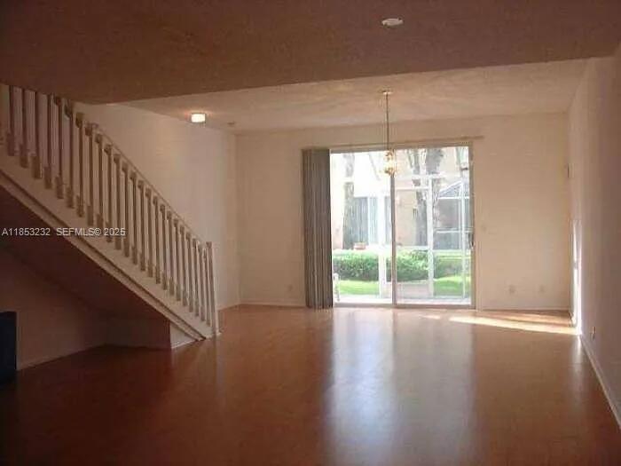 Photo - 1354 Veracruz Ln