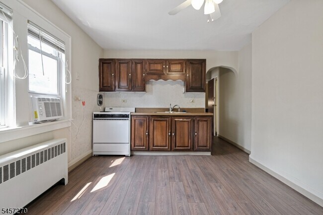 124 Weinmanns Blvd Unidad 2