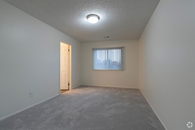 2BR, 1BA - 900SF - Spruce - Bedroom 1 - Pine Lake Apartments