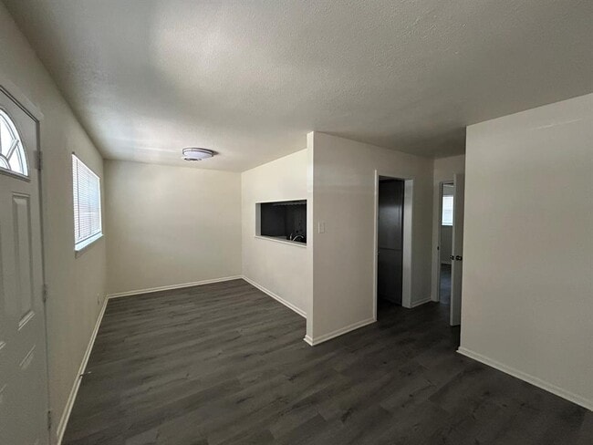 Photo - 3601 Catalina Dr