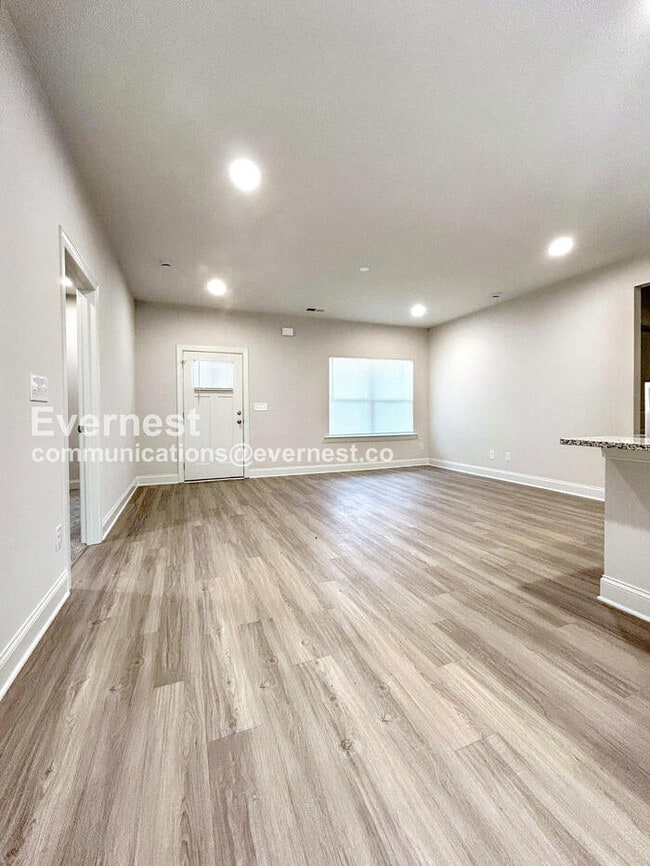 Photo - 1410 Austin St