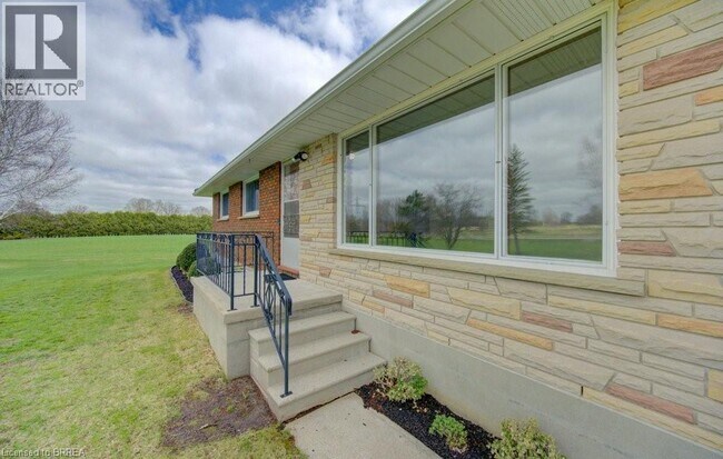 Photo - 149 Second Concession Rd