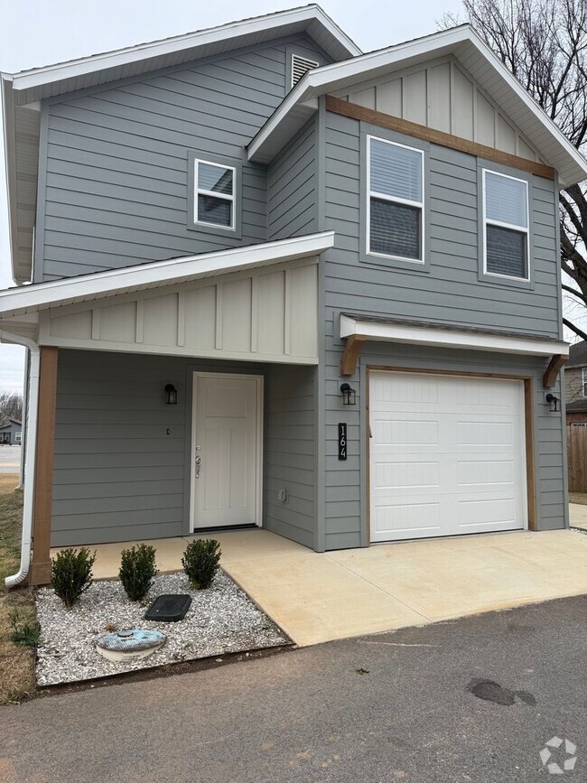 Building Photo - NEW 2 Bedroom Home In Centerton!