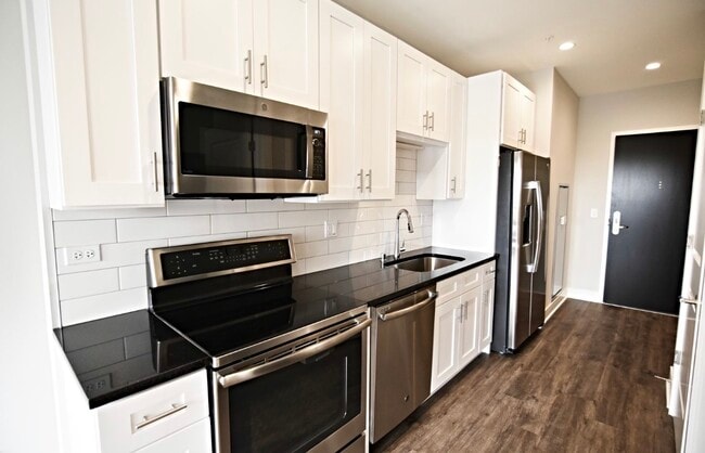 Photo - 3804 N Broadway St