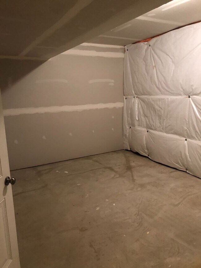 Photo - Beautiful 3 Bedroom, 2.5 Bath Townhome in Dallastown School District!