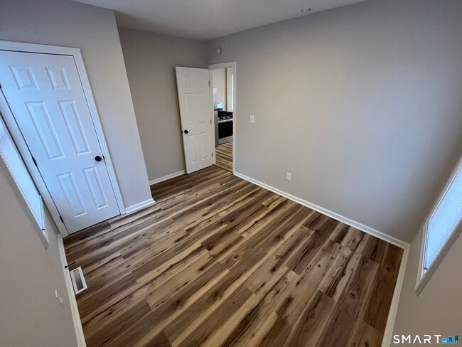 Photo - 209 Peck Ave Unit 2