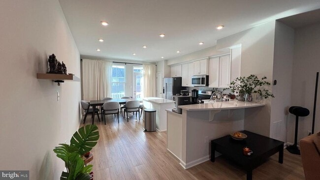 Photo - 11 Sidney Ln