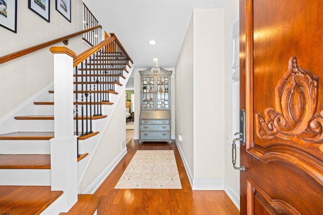 Photo - 28 N Colgate Ave