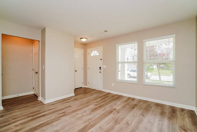 Photo - 1249 Candora St