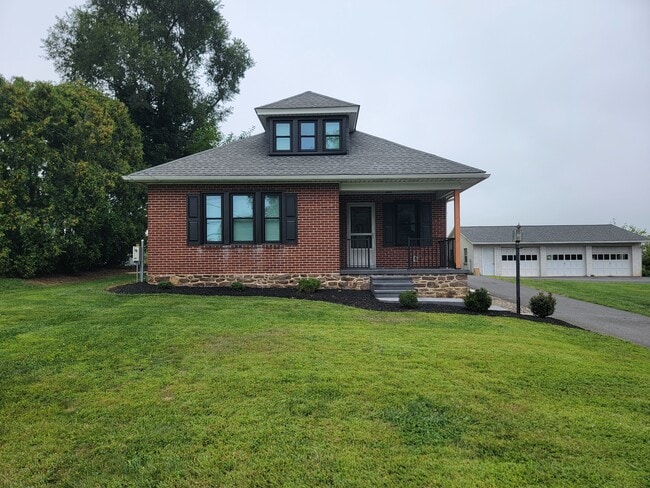Building Photo - 4098 Division Hwy Rental