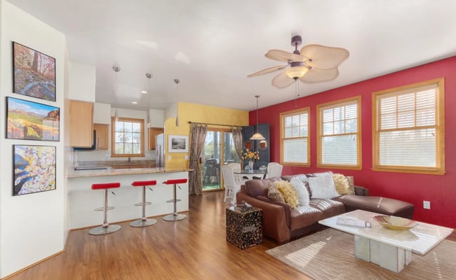 Photo - 630 E Harvill Dr Unit 206