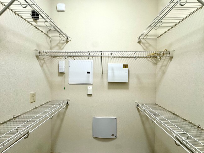 Photo - 3788 Richmond Ave. Unidad 1247