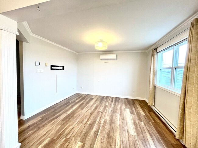 Photo - 24 Palmerston Dr