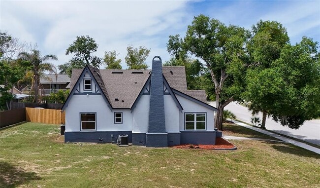1326 East Ave