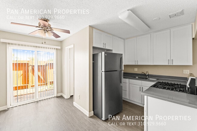 Photo - 15443 Van Buren St