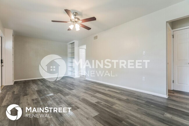 Photo - 250 N Shade Ave