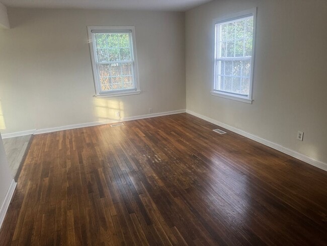 Photo - Charming 2br 1ba Home! Available Now!