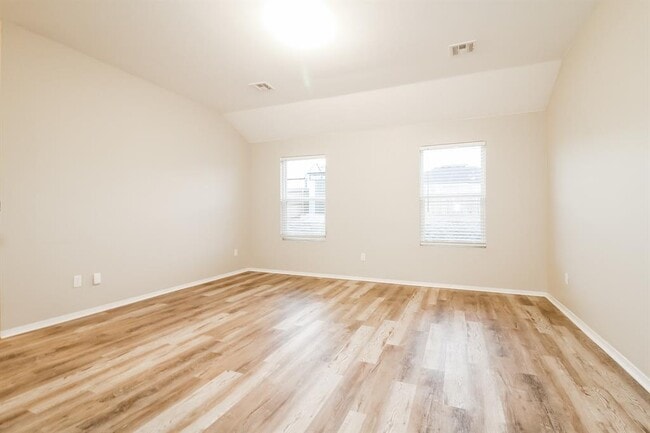 Photo - 1417 Sandstone Dr