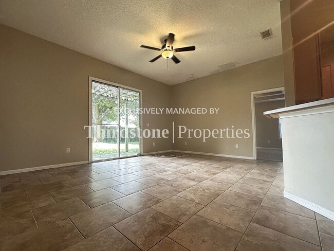 Photo - 86031 Sand Hickory Trail