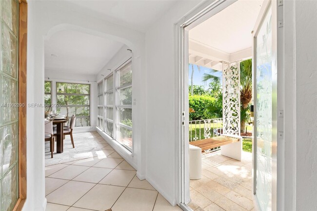 Photo - 1443 Hollywood Blvd