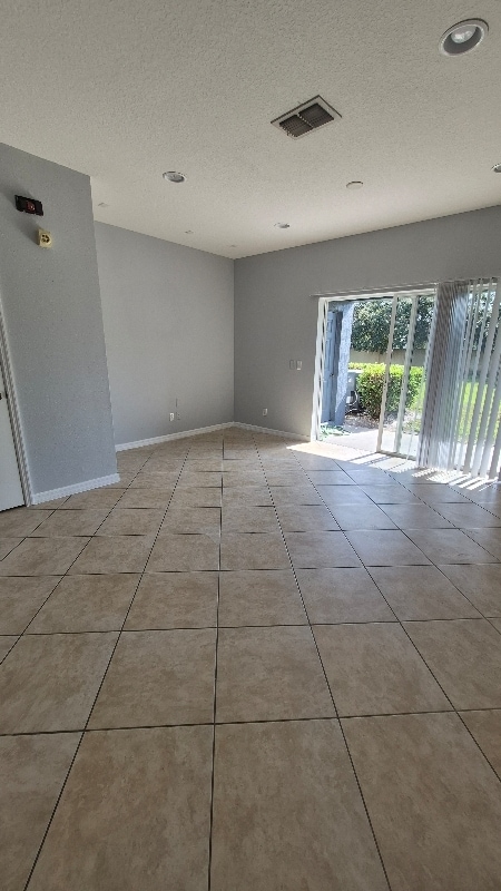 Photo - 10450 Manderley Way