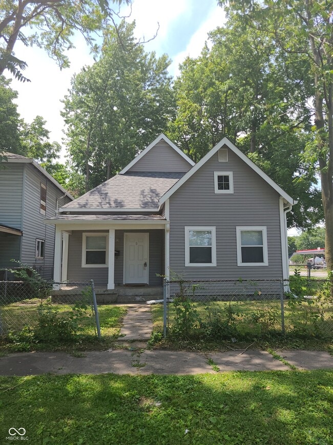 Building Photo - 972 N Belleview Pl Rental