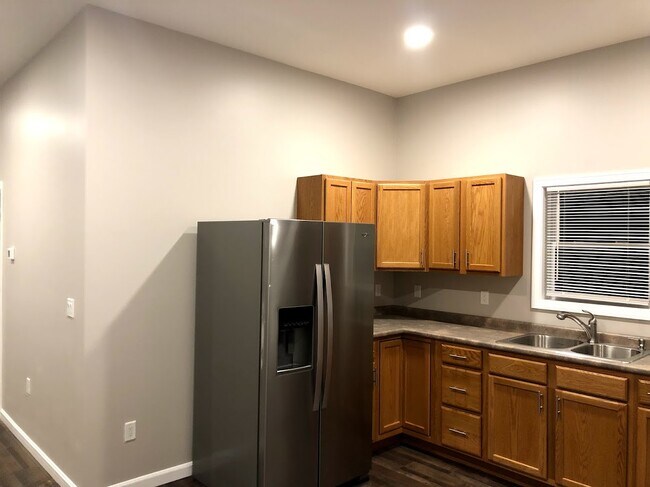 Photo - 69 Hampshire St Unit 3