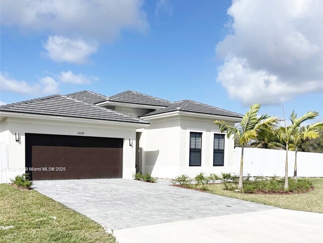 Building Photo - 32208 SW 194th Ct Unit 32208