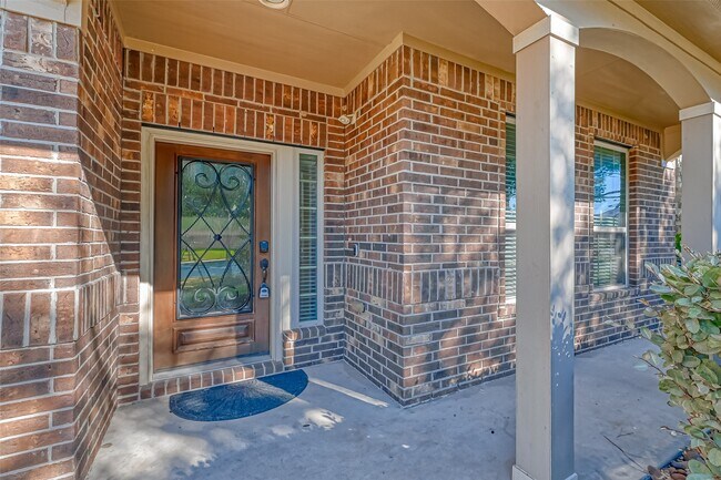 Photo - 17243 Lowell Lake Ln